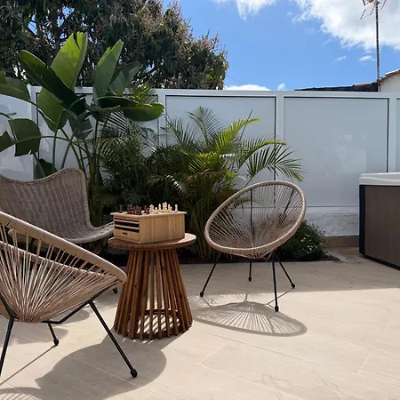 Oasis Iii : Paradise With Private Jacuzzi