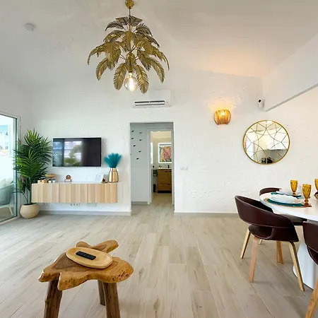 Oasis Iii : Paradise With Private Jacuzzi